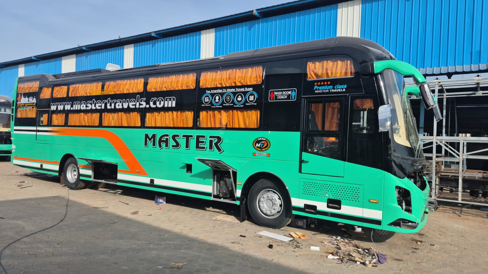 Mini Bus